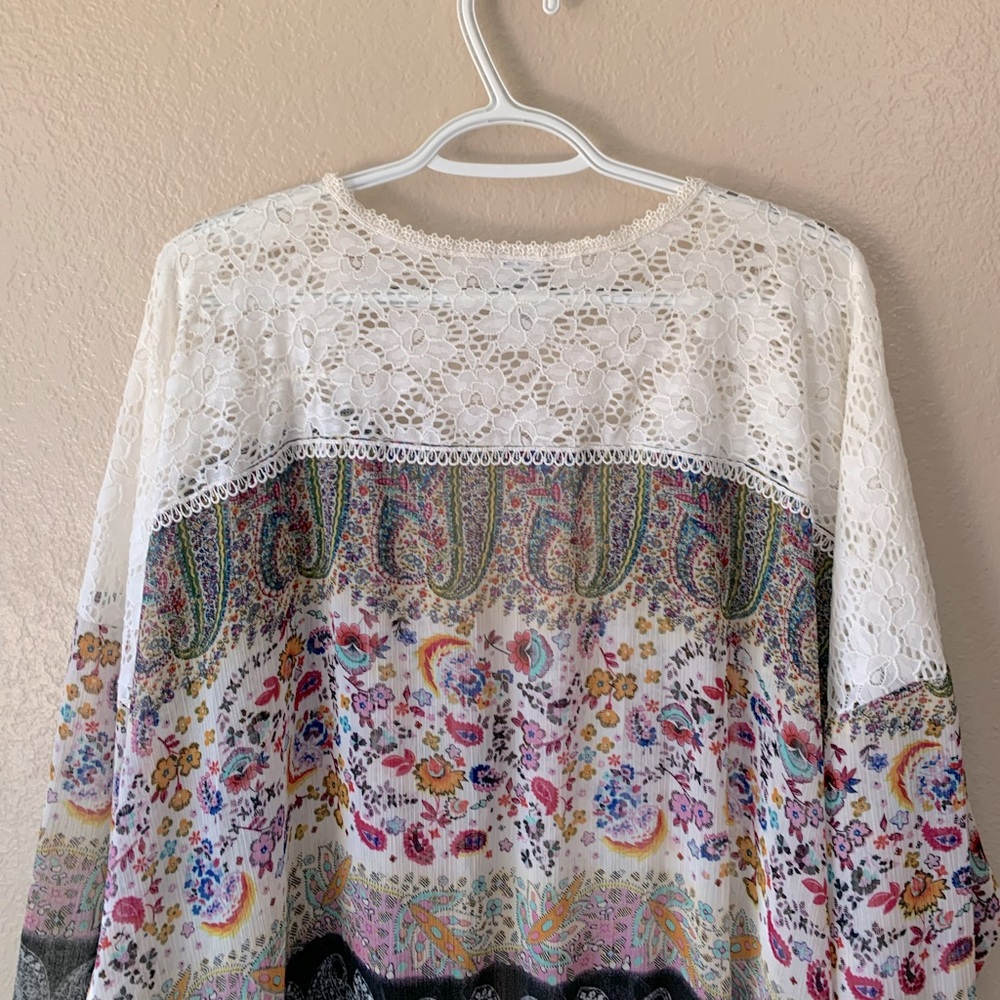 Lucy Love Festival Vacation Paisley Fringe Tie Front Kimono Top Size M - Picture 6 of 8